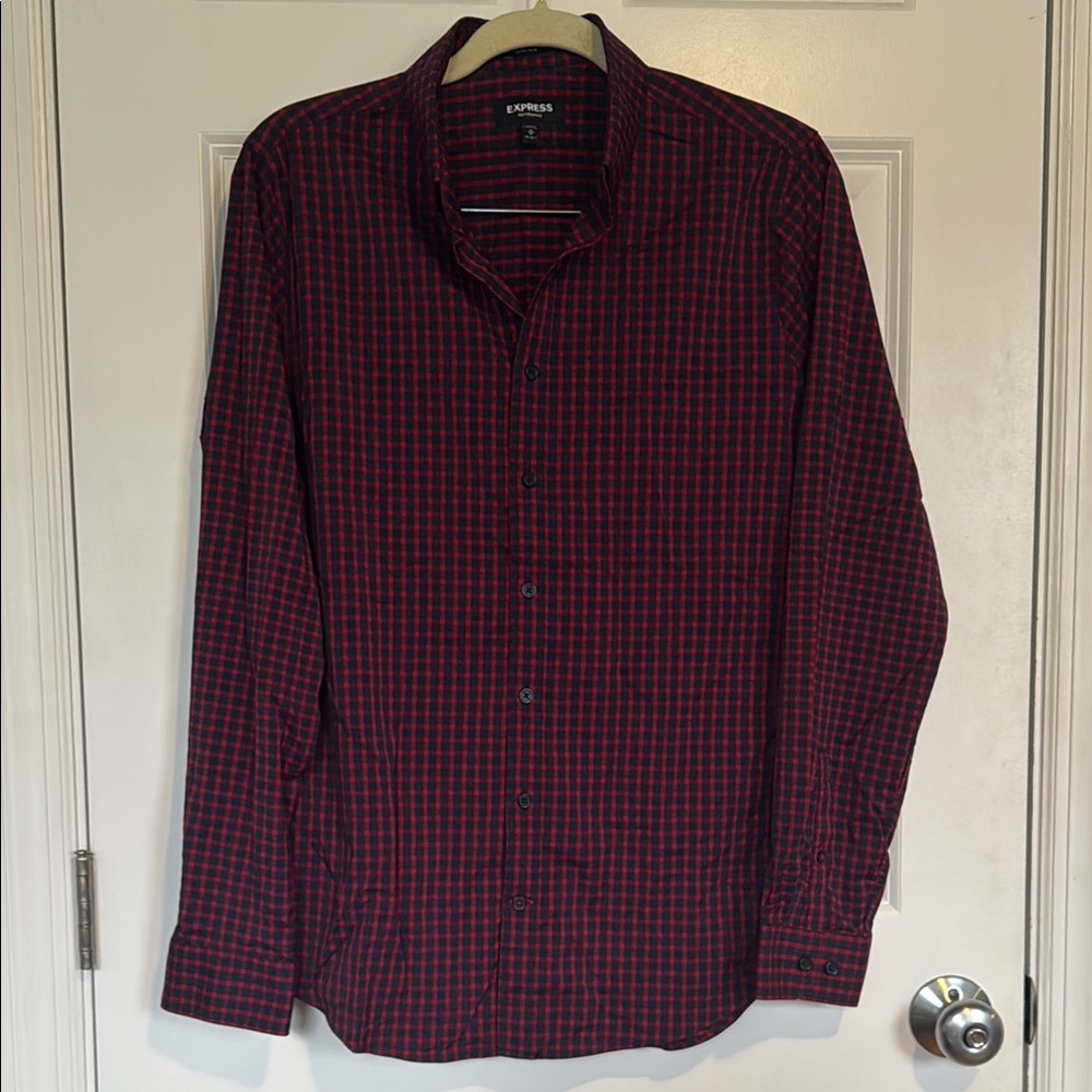Express Men's Extra Slim Performance Shirt